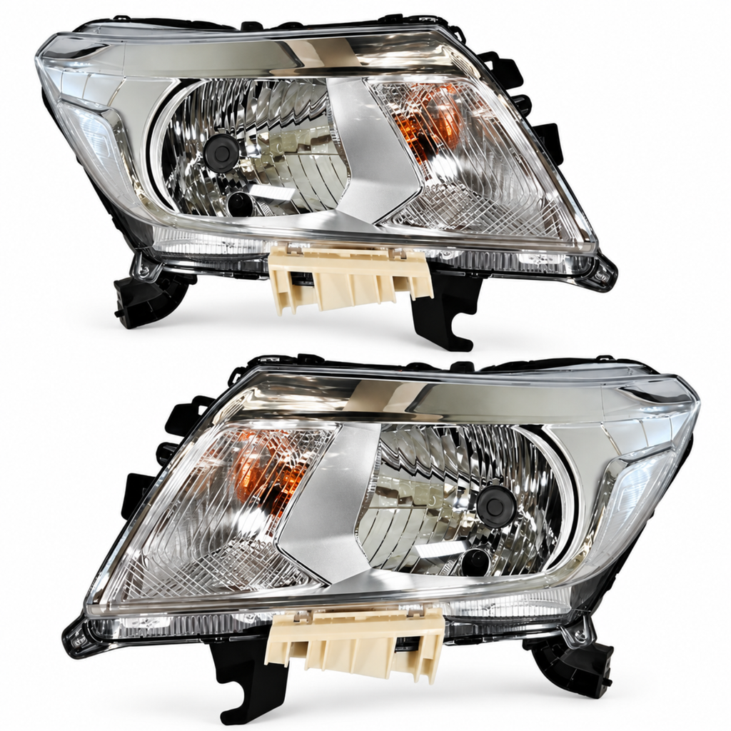 Par de Faros Delanteros para NP300 D23 2016 a 2020 Fondo Cromado