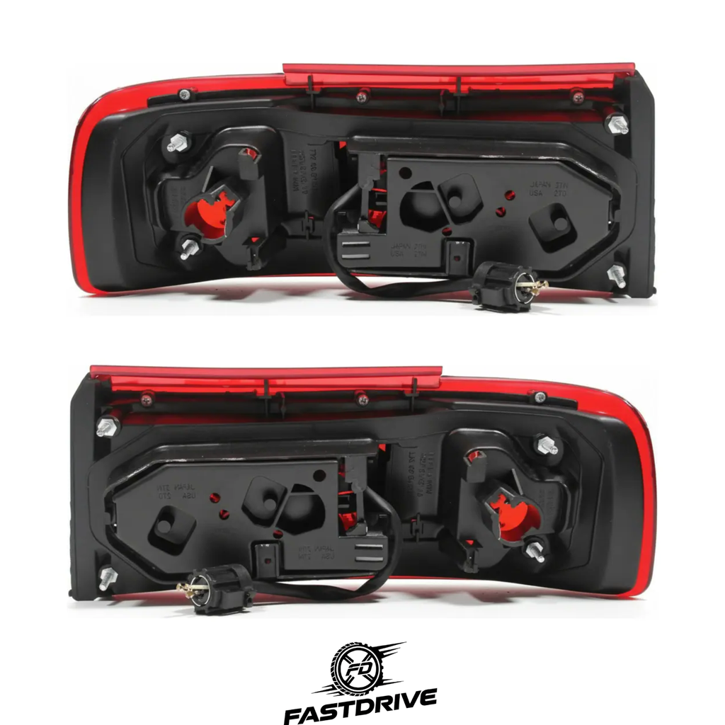 Par De Calaveras Para Tsuru 3 2005 A 2017 Con Arnes Con Filo Rojo